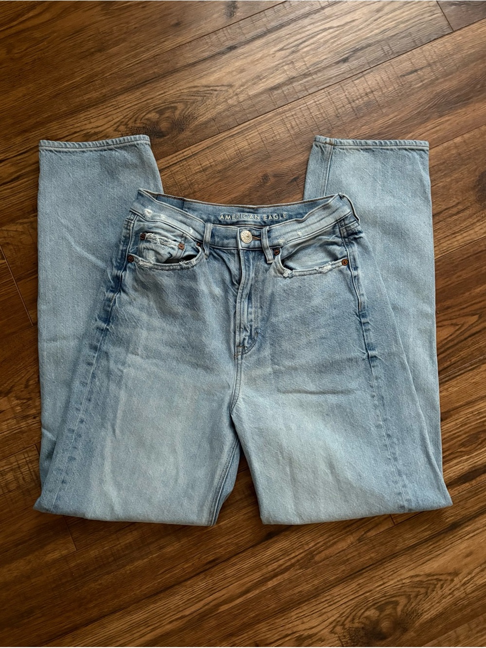 American Eagle Outfitters Light Blue Straight Leg Baggy Jeans